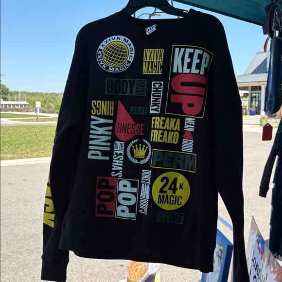 Black Graphic Sweatshirt - Picture 3 of 4